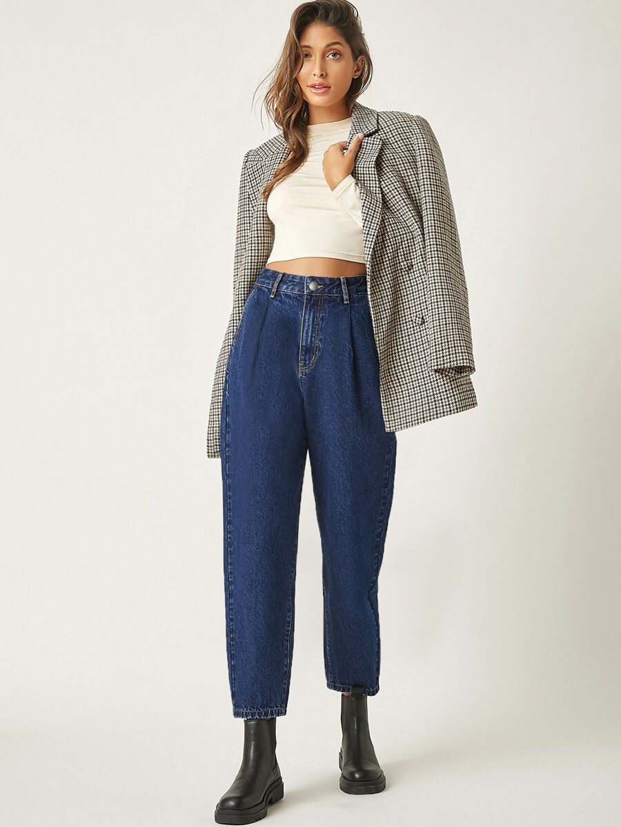 High-waisted Baggy Jeans
